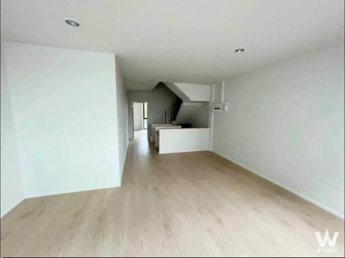 Commercial with 4 bedrooms for rent at Don Mueang, Bangkok, Thailand — photo 3 of 4