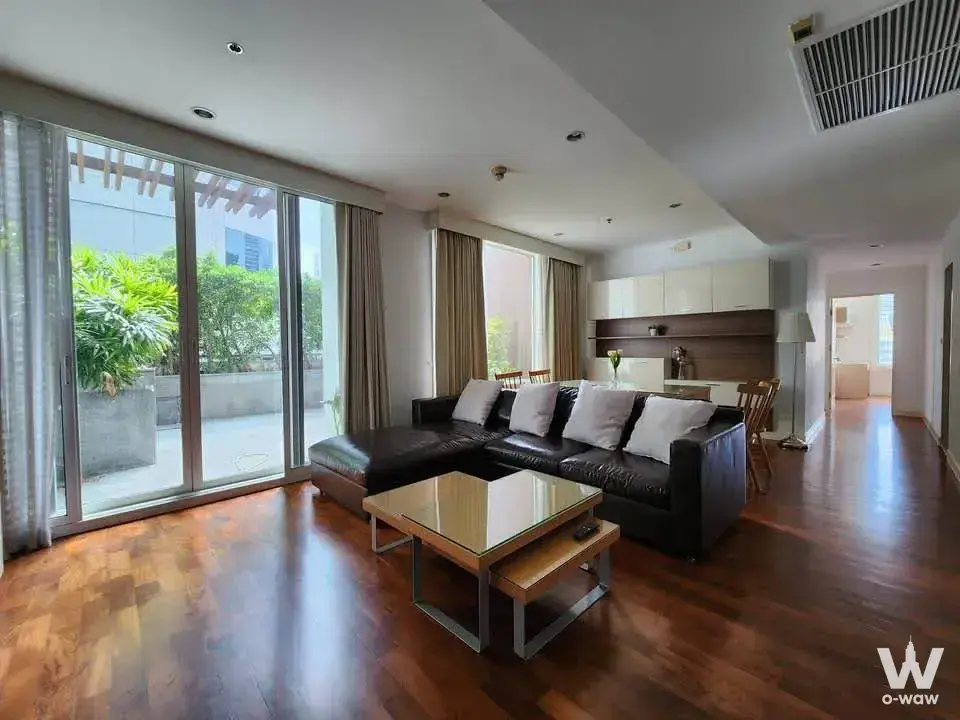 Condo with 2 bedrooms for rent at Siri Residence — photo 3 of 5