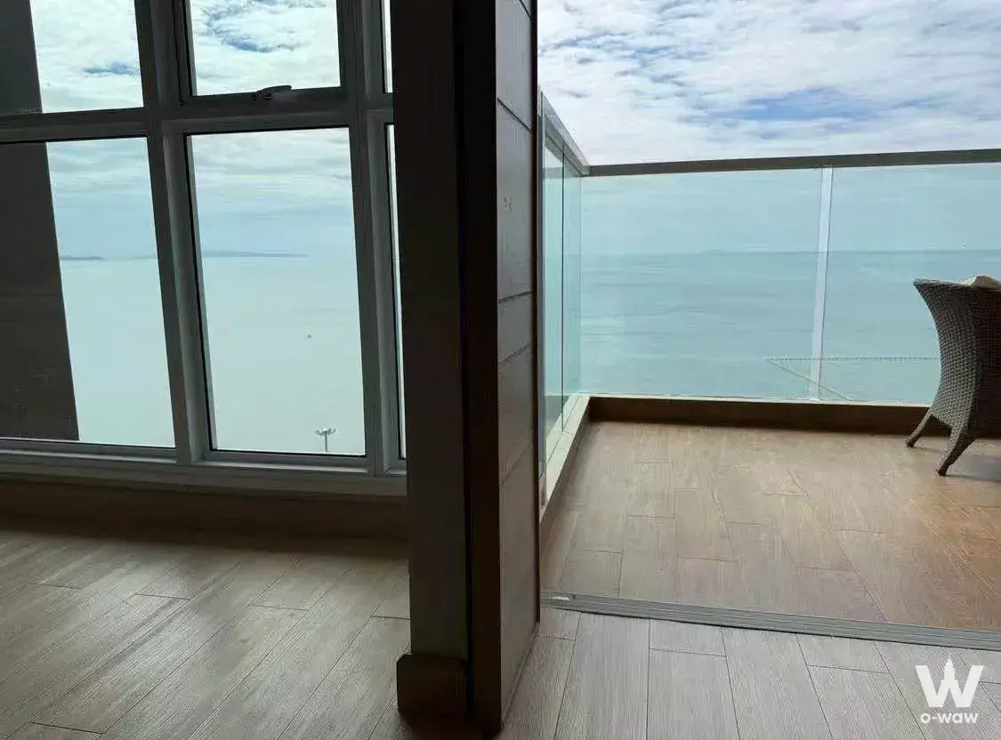 Condo with 1 bedroom for rent at Cetus Beachfront Condominium Pattaya — photo 2 of 5