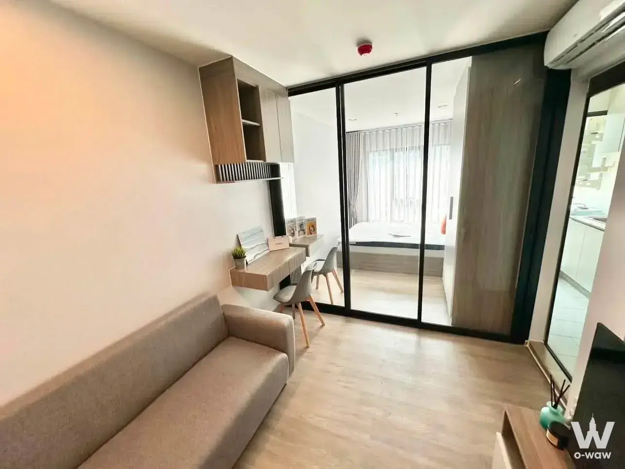 Condo with 1 bedroom for rent at Regent Home Wutthakat — photo 1 of 5