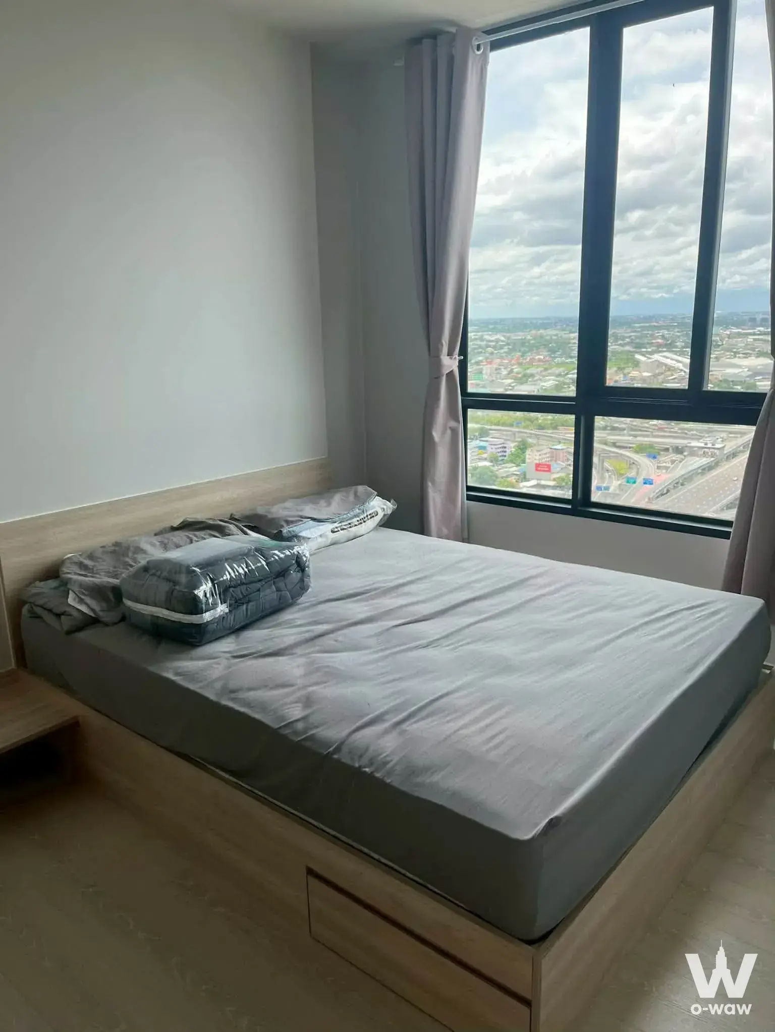 Condo with 1 bedroom for rent at Nue Mega Plus Bangna — photo 1 of 5