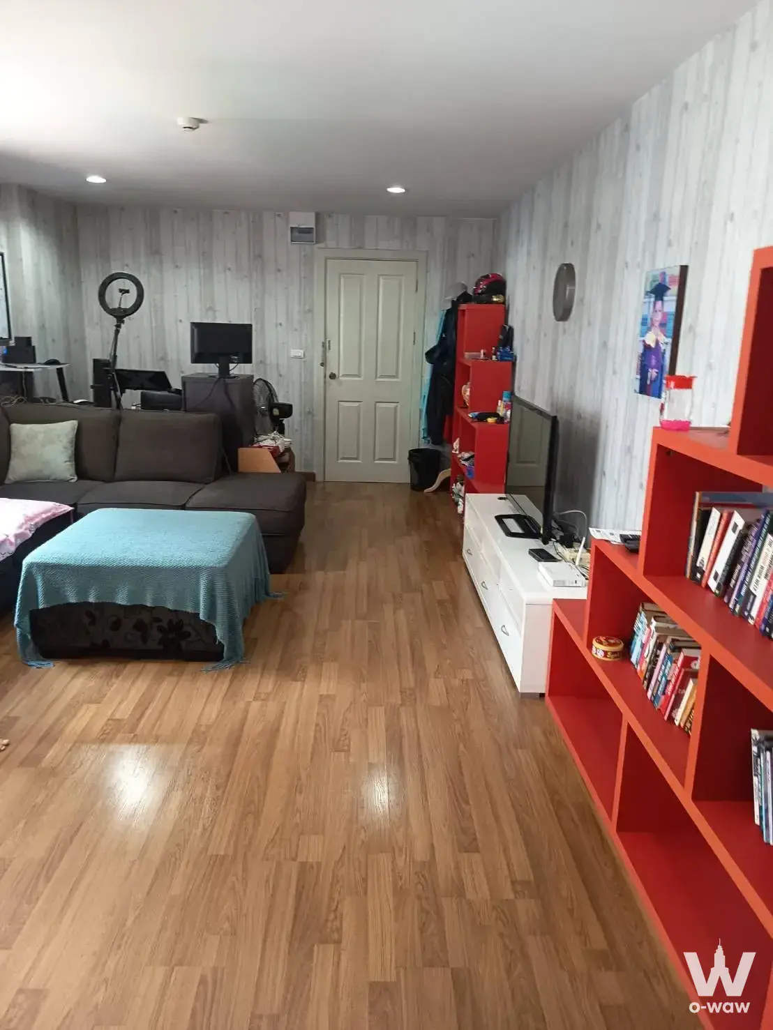 Condo with 3 bedrooms for sale at Regent Home 22 — photo 3 of 5