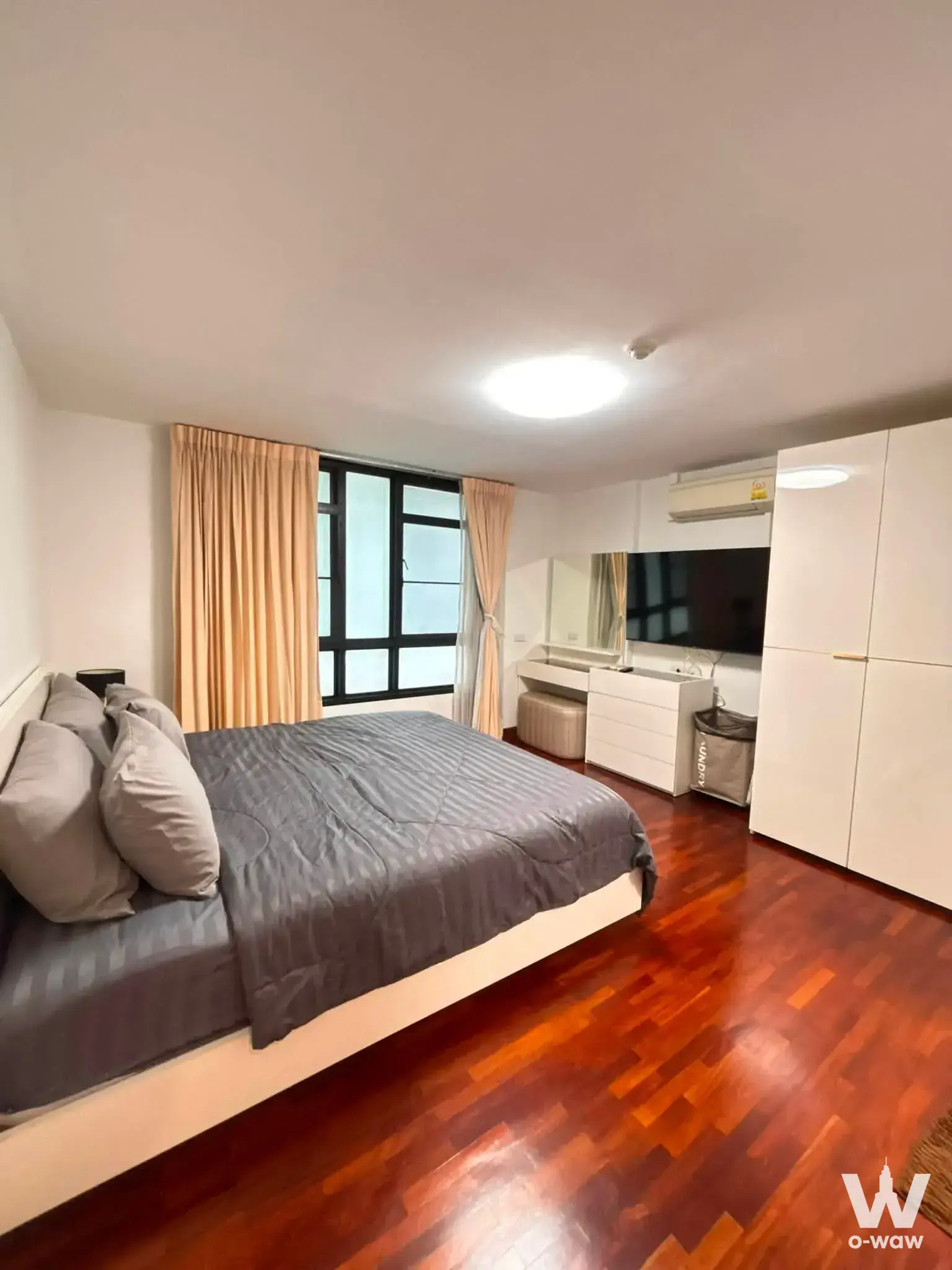 Condo with 2 bedrooms for rent at Ban Chan Condominium — photo 4 of 5