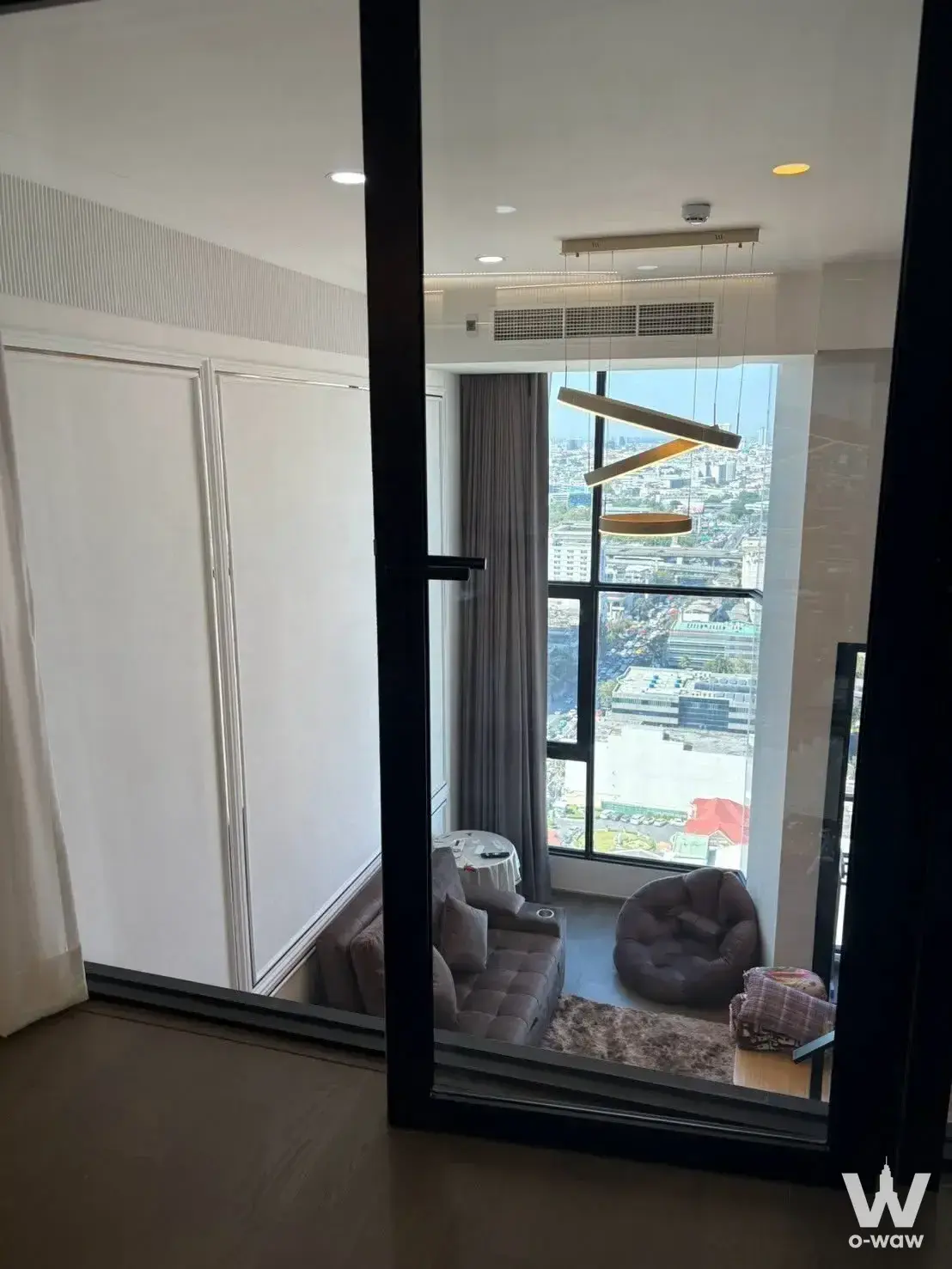 Condo with 1 bedroom for rent at Park Origin Ratchathewi — photo 1 of 4