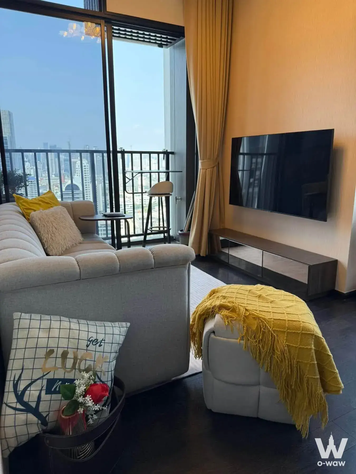 Condo with 2 bedrooms for rent at Park​ Origin​ Thonglor — photo 2 of 5