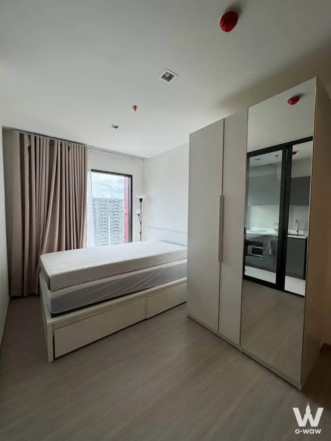 Condo with 1 bedroom for rent at Life Asoke Hype — photo 2 of 4