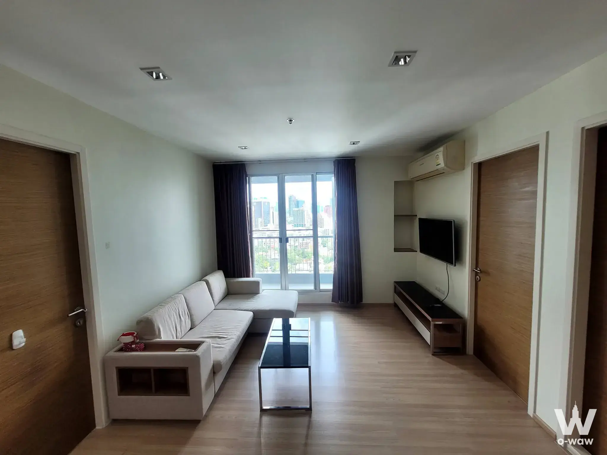 Condo with 2 bedrooms for rent at RHYTHM Phahon-Ari — photo 1 of 5