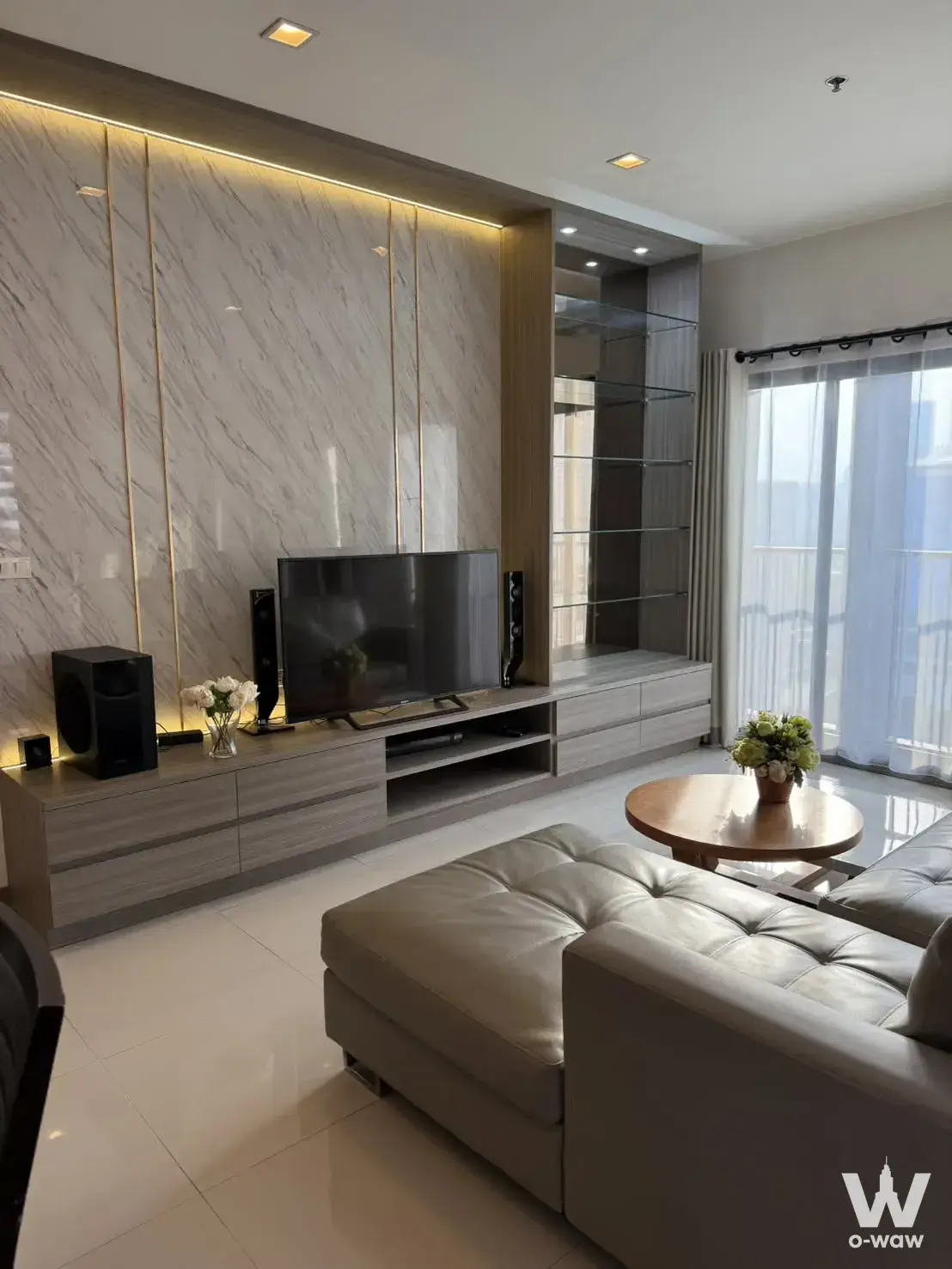 Condo with 2 bedrooms for sale at Noble Reveal — photo 1 of 5