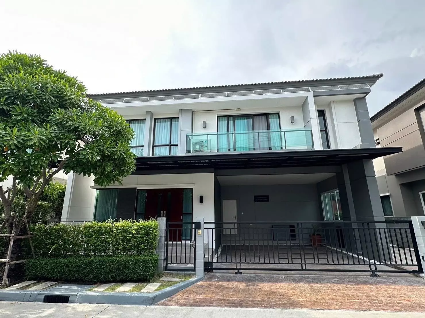 Bangna, near Mega Bangna and expressway, close to Concordian International School