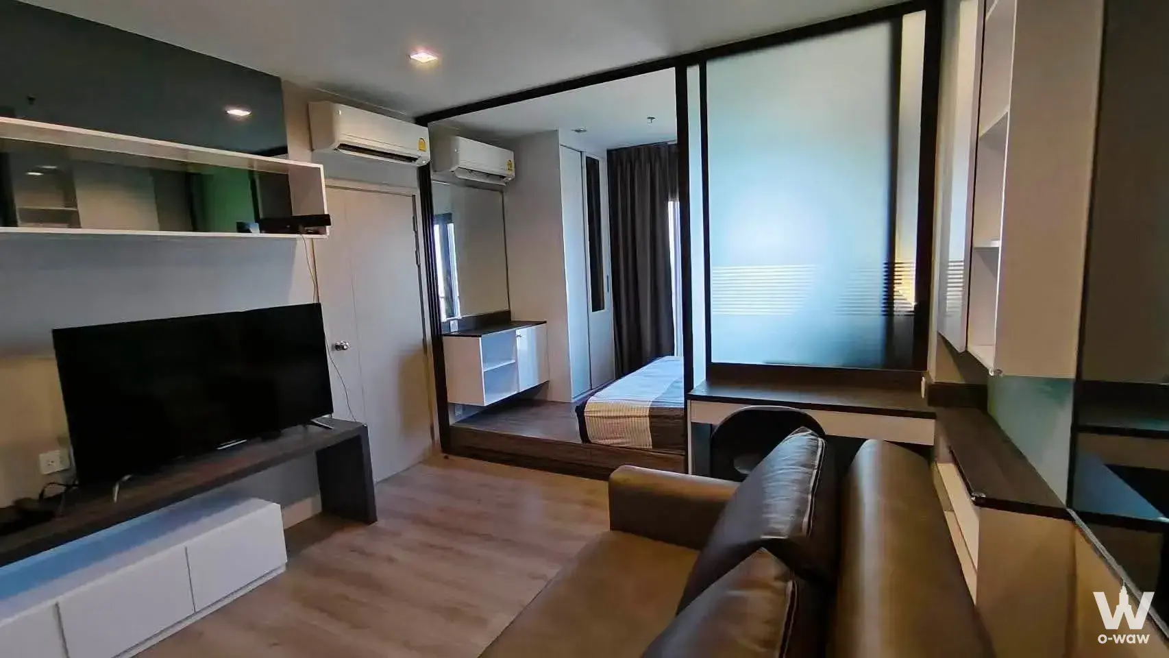 Condo with 1 bedroom for sale at The Politan Rive — photo 2 of 5
