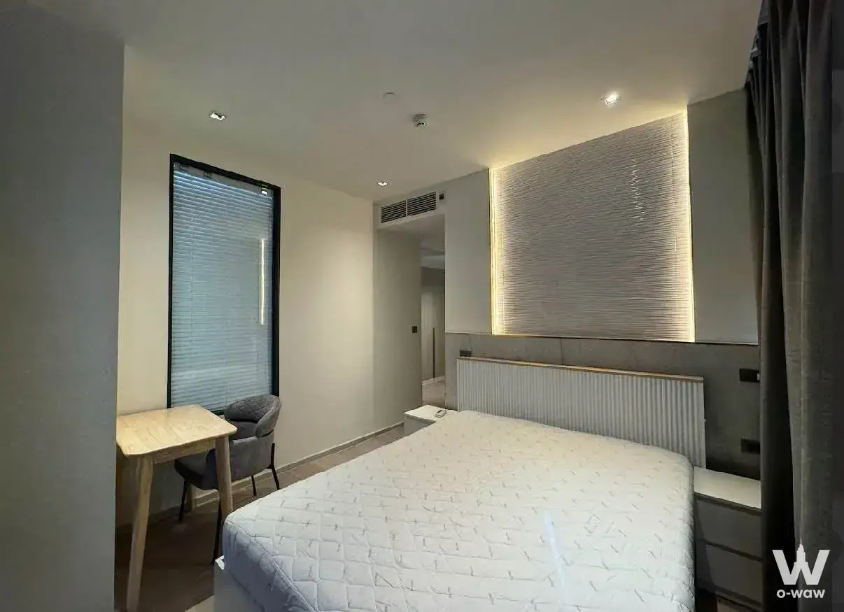 Condo with 2 bedrooms for rent at Ashton Silom — photo 4 of 5