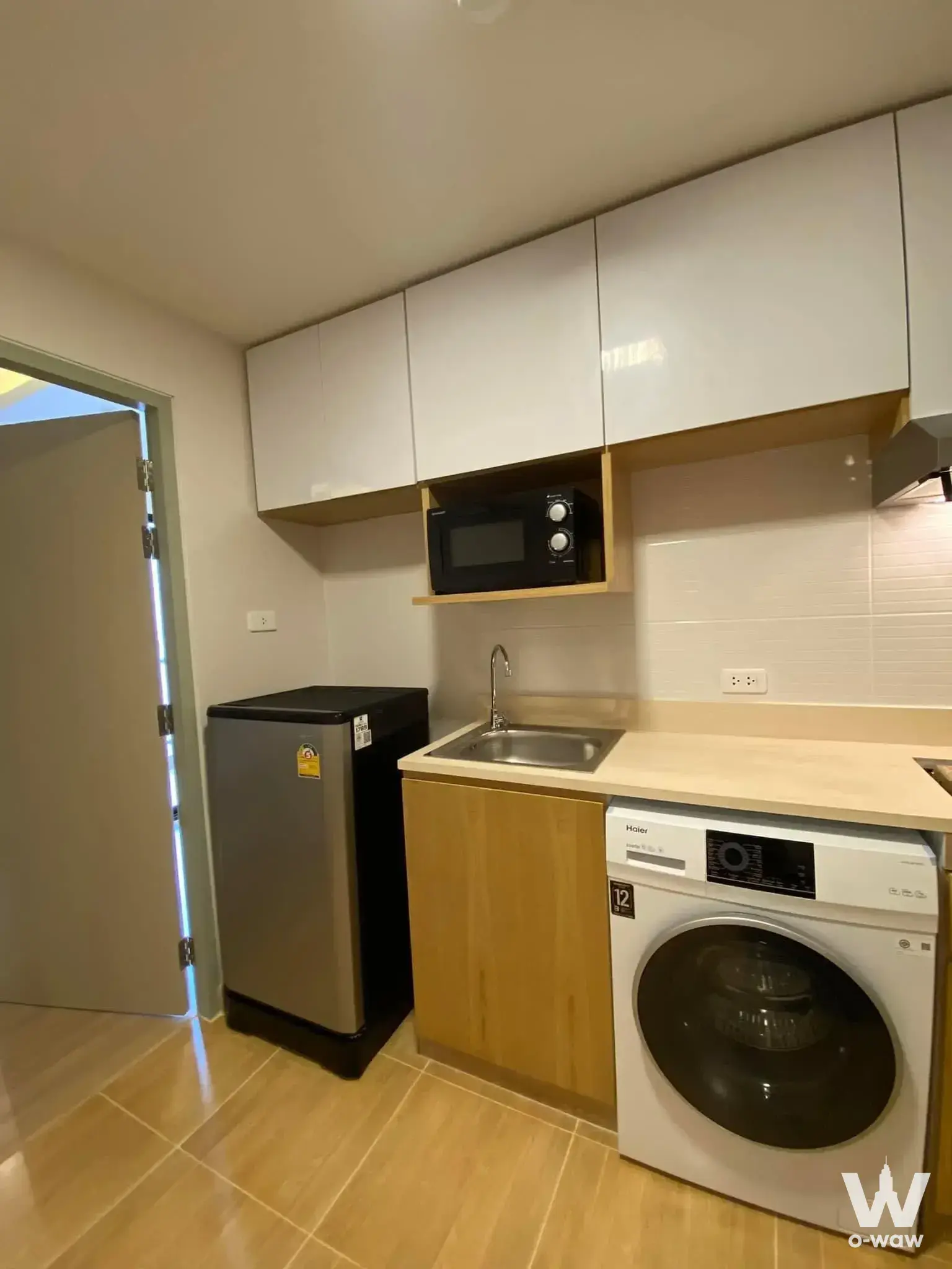 Condo with 1 bedroom for rent at In front of Suan Dok Hospital, near Chiang Mai University and Nimman area, Chiang Mai — photo 2 of 4