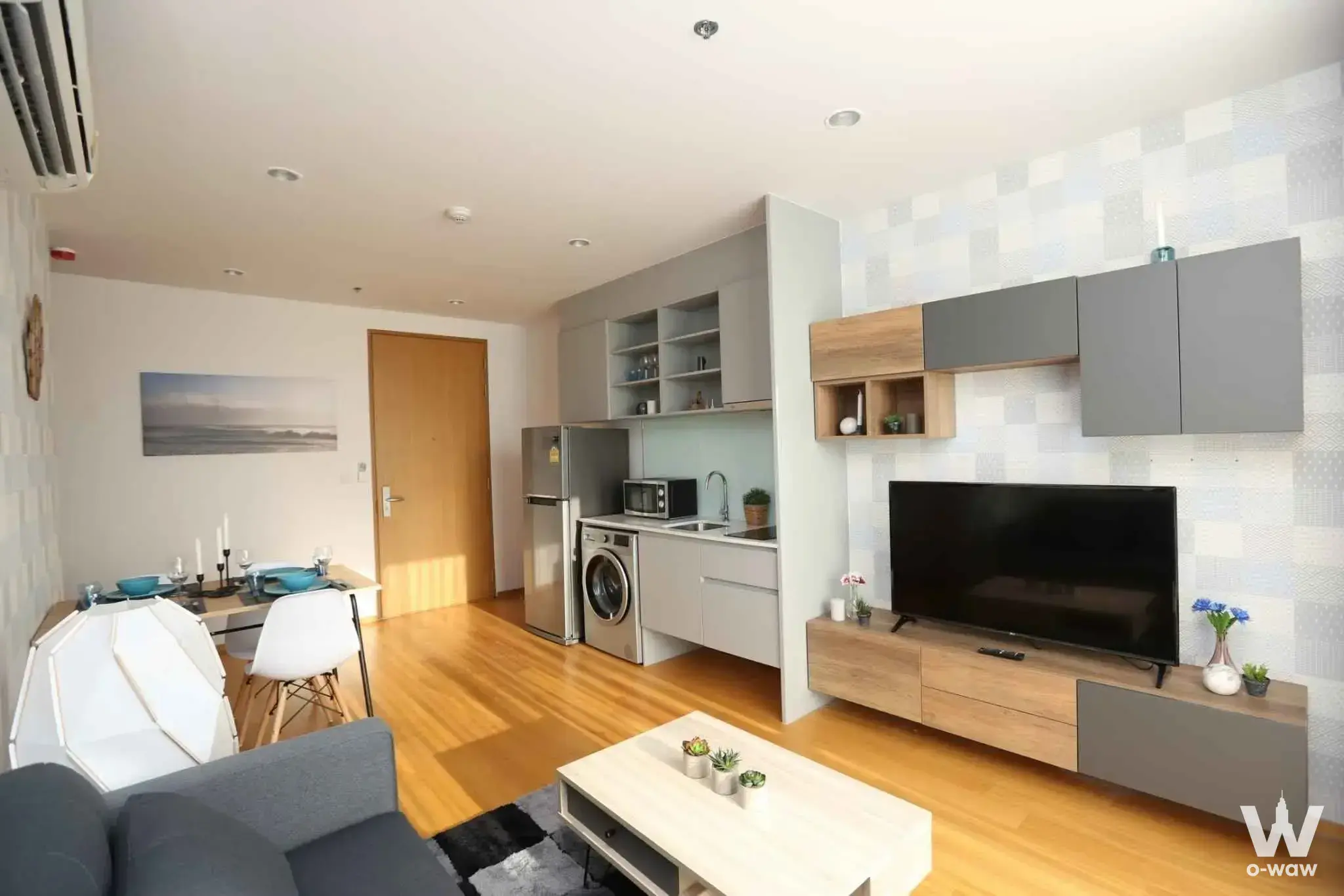 Condo with 2 bedrooms for sale at Noble Revo Silom — photo 2 of 5