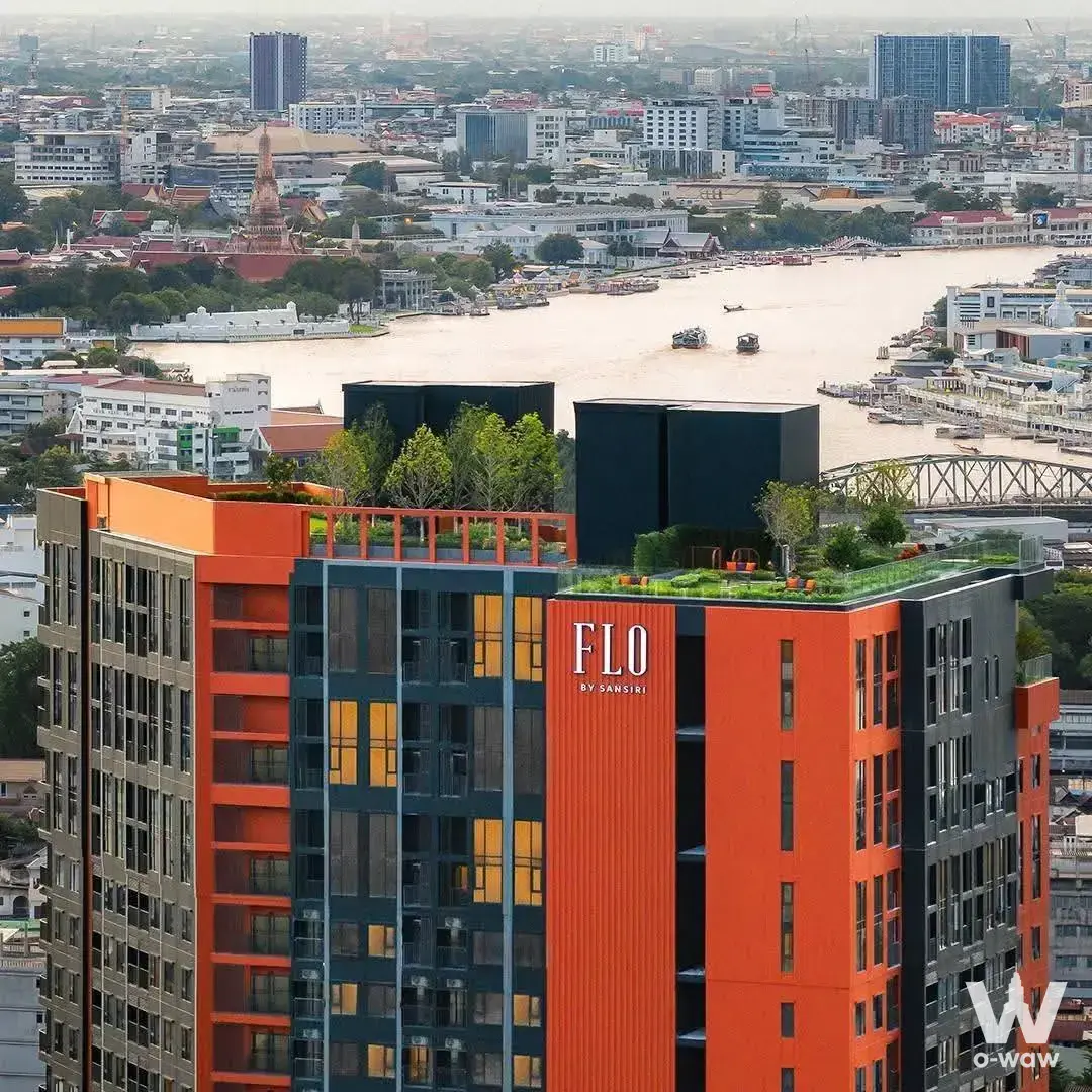 BTS Krung Thonburi (2 km.), Bangkok