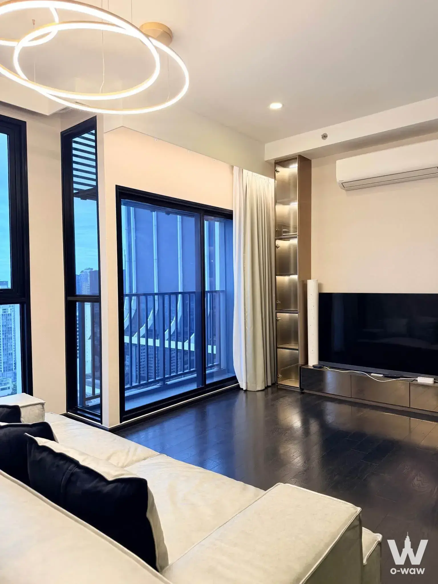 Condo with 2 bedrooms for rent at Park​ Origin​ Thonglor — photo 3 of 5