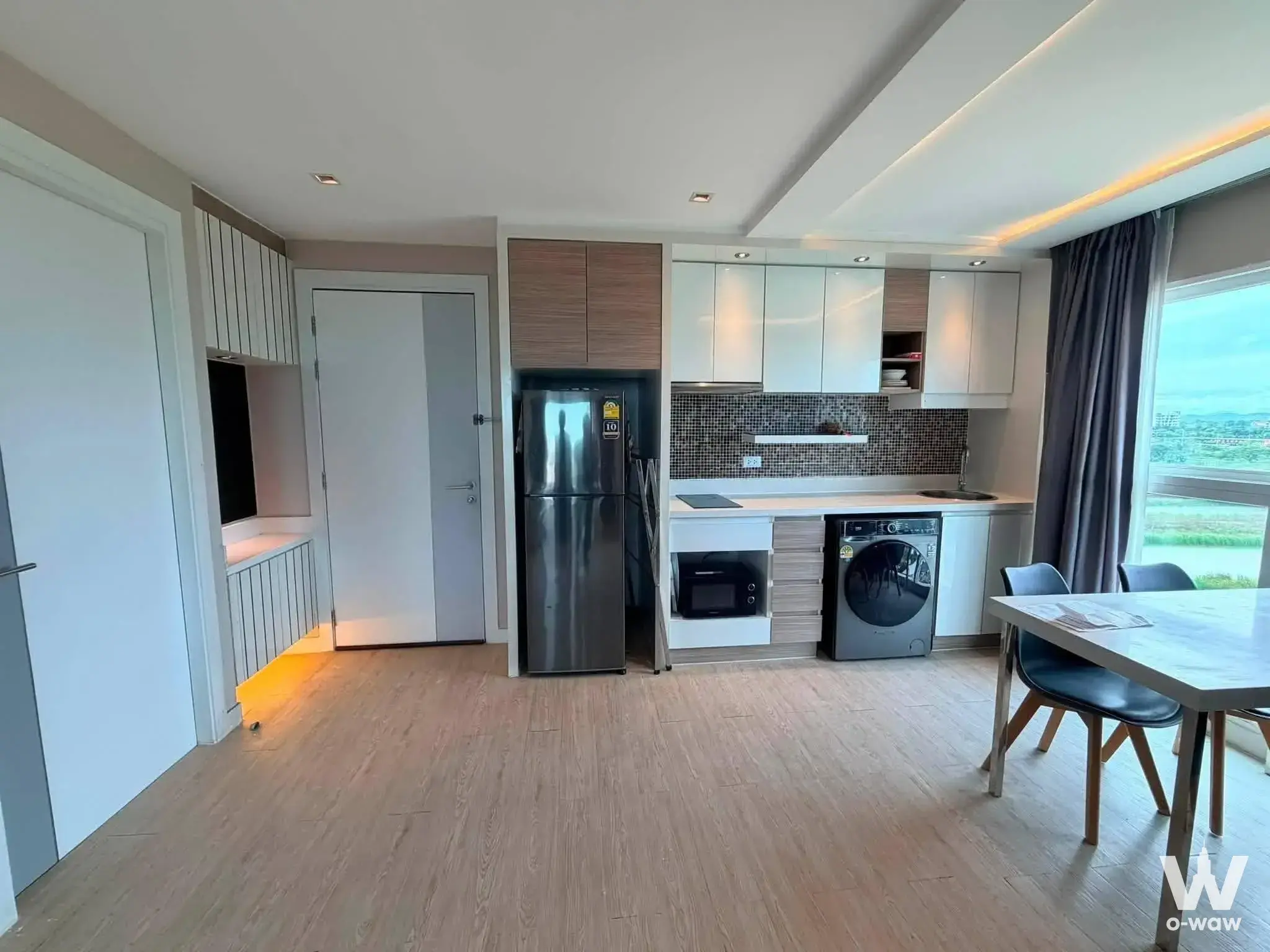 Condo with 1 bedroom for rent at La Santir Condominium — photo 3 of 5
