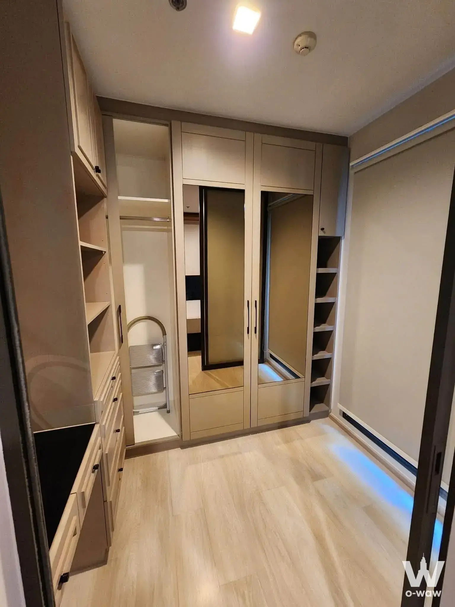 Condo with 1 bedroom for rent at Life One Wireless — photo 5 of 5