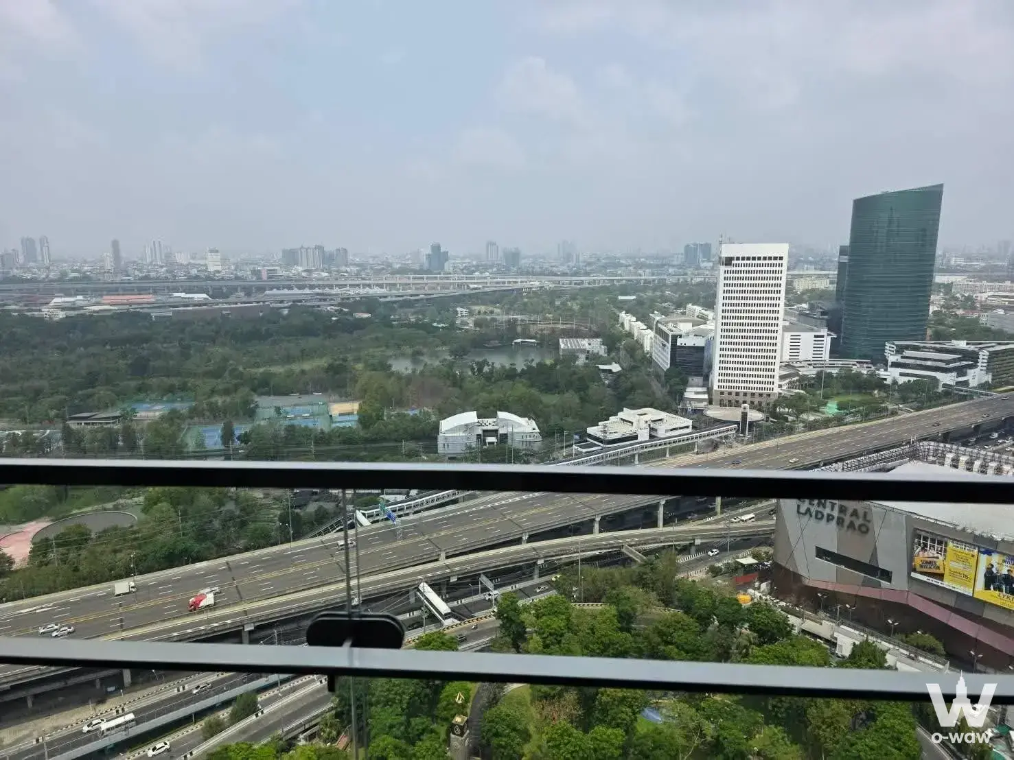 Condo with 1 bedroom for rent at The Crest Park Residences — photo 1 of 4