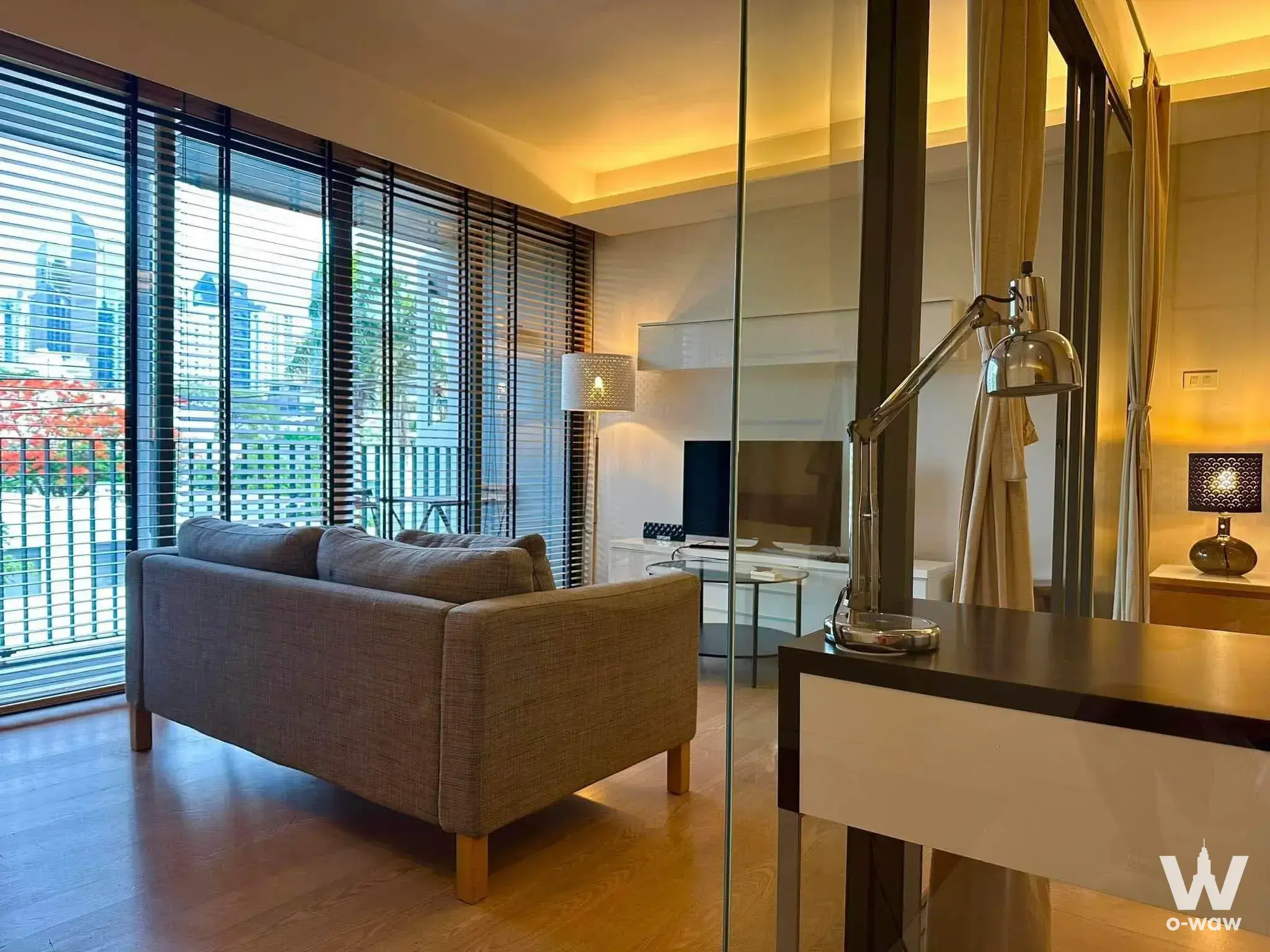Open-plan studio with city view in a Siamese Gioia condo for sale