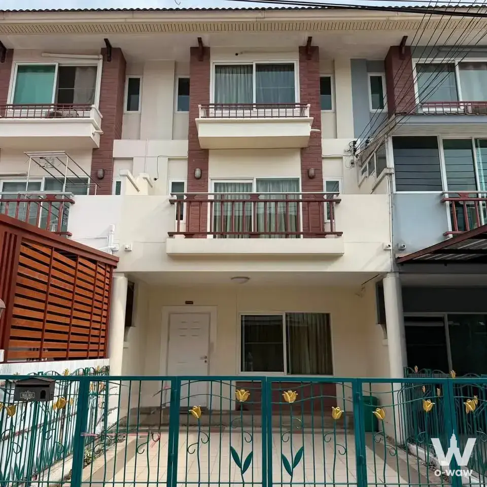 Ramintra 23, Lat Pla Khao, Bangkok (Near BTS Pink Line)