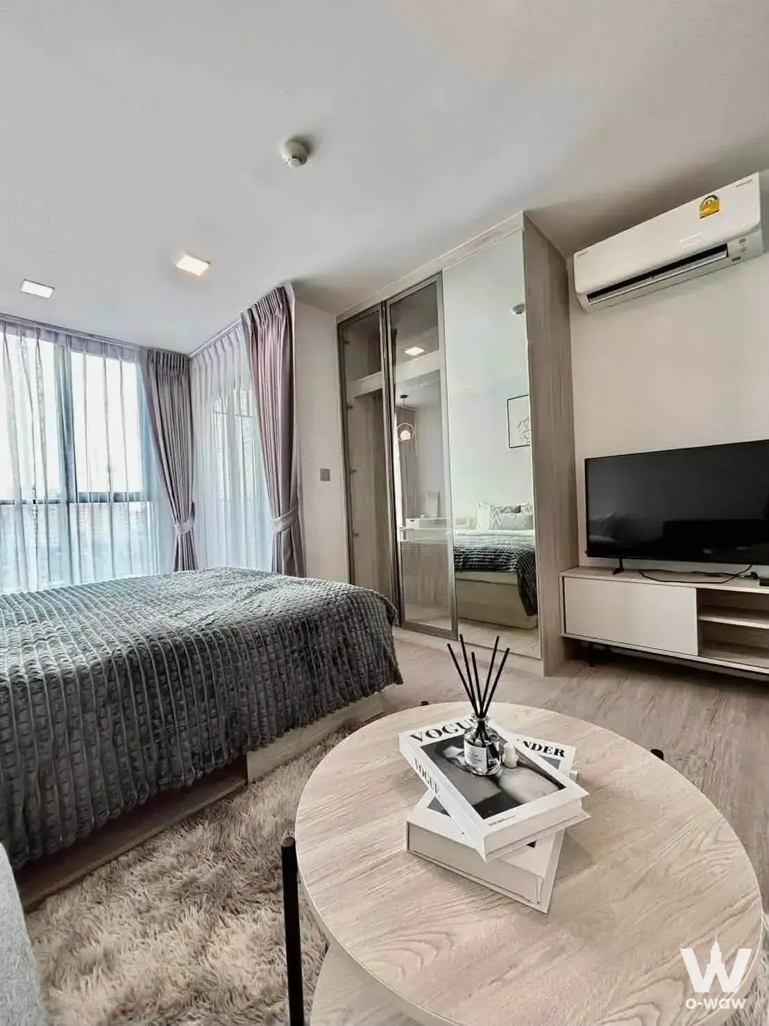 Condo with 1 bedroom for rent at Bangna-Trad Road — photo 3 of 5