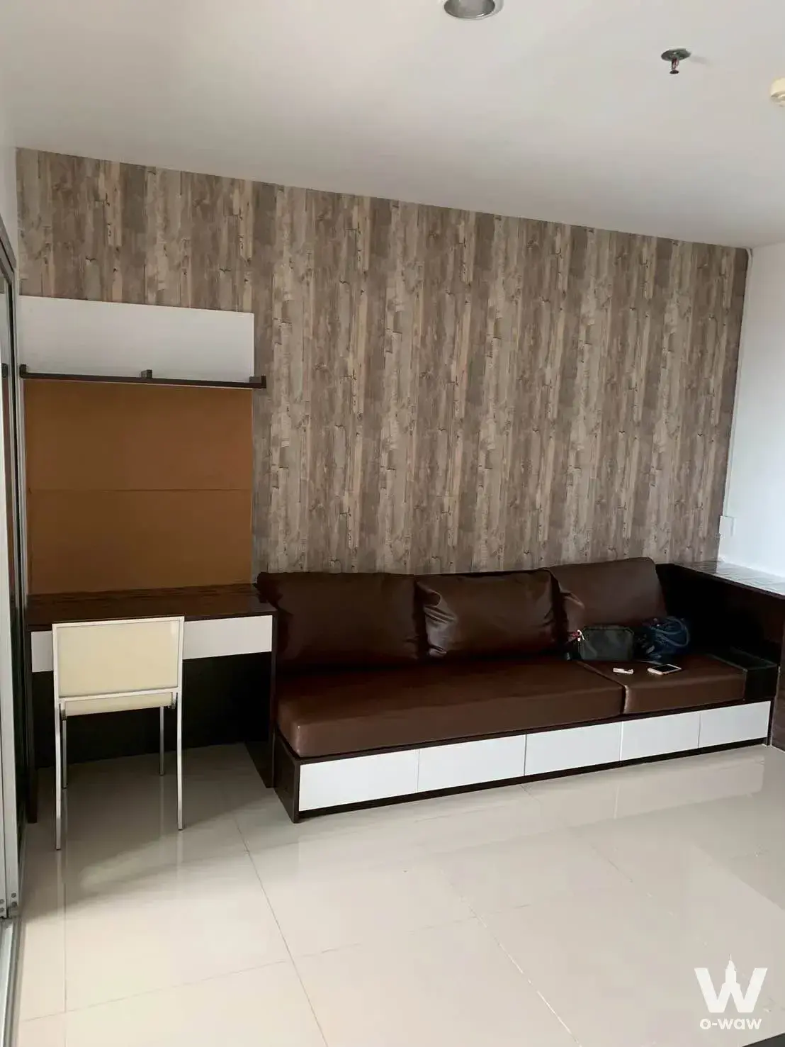 Condo with 1 bedroom for sale at Aspire Rama 9 — photo 3 of 5