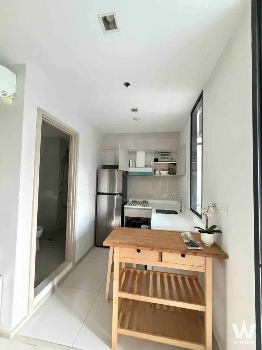 Condo with 1 bedroom for rent at Life One Wireless — photo 3 of 5