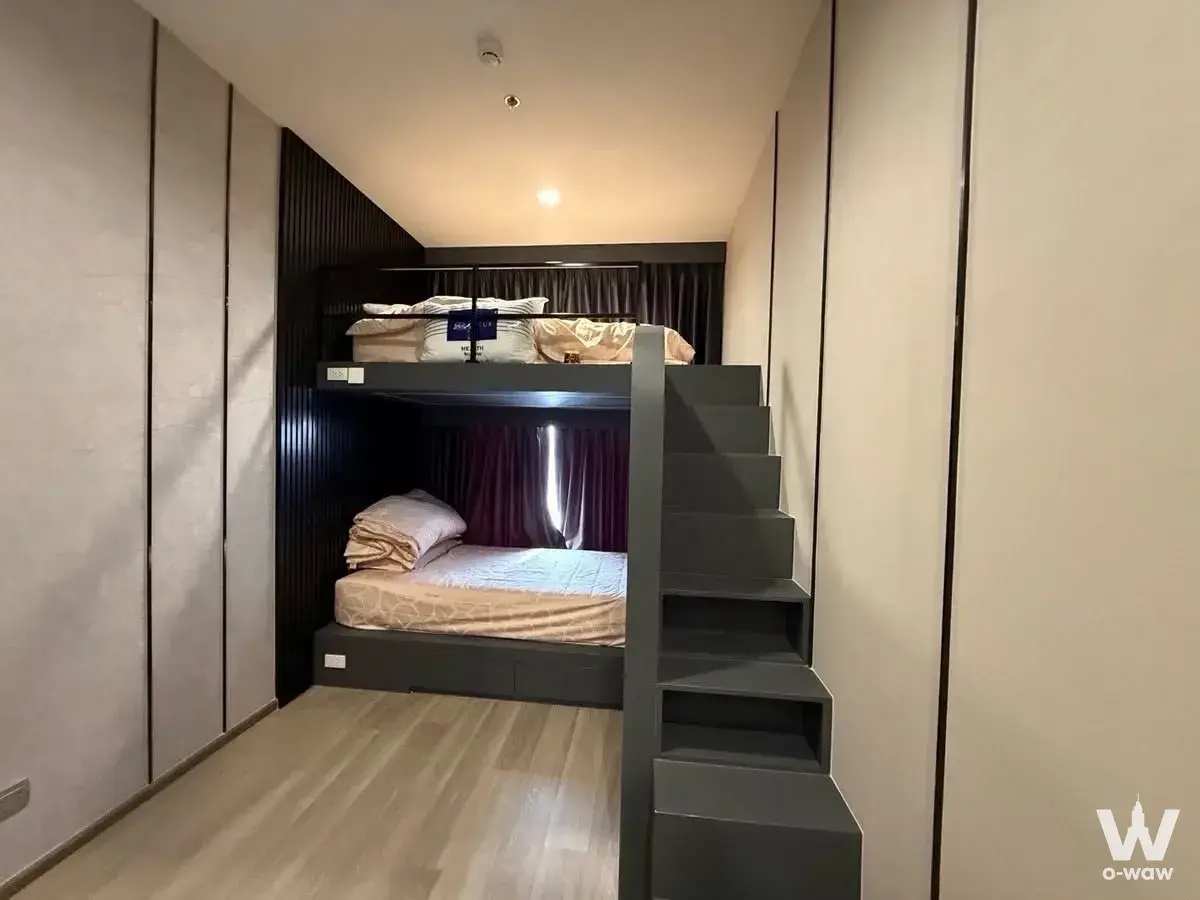 Condo with 3 bedrooms for rent at Rhythm Charoenkrung Pavillion — photo 4 of 4