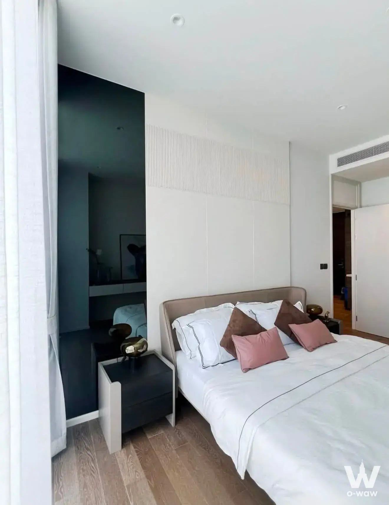Condo with 1 bedroom for rent at MUNIQ Lang Suan — photo 2 of 5