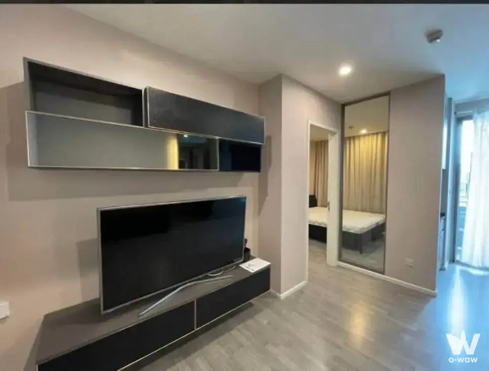 Condo with 1 bedroom for rent at The Room Sukhumvit 69 — photo 2 of 5