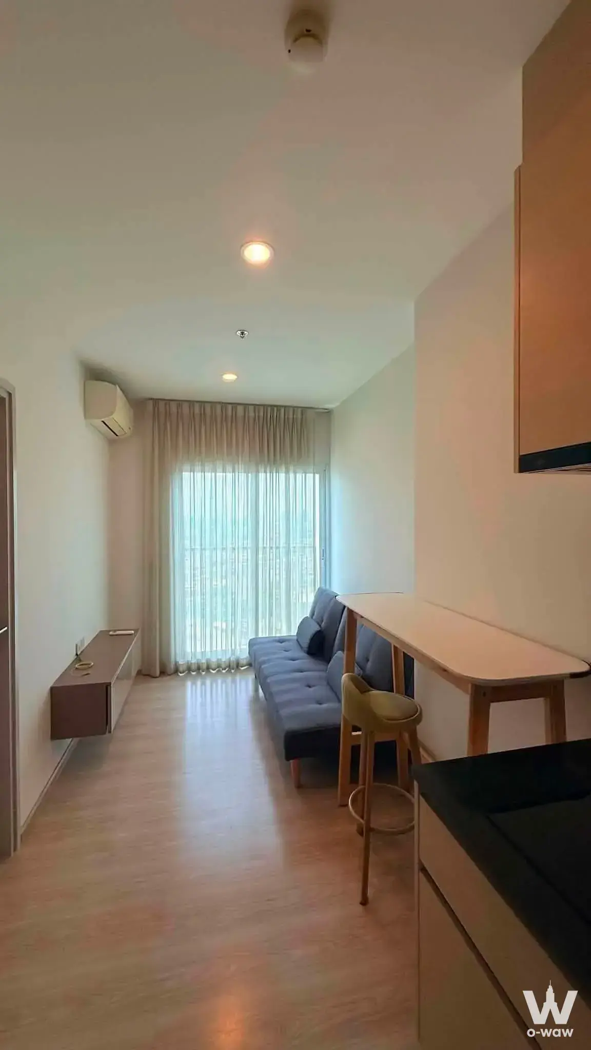 Condo with 1 bedroom for rent at Noble Revolve Ratchada 2 — photo 3 of 5