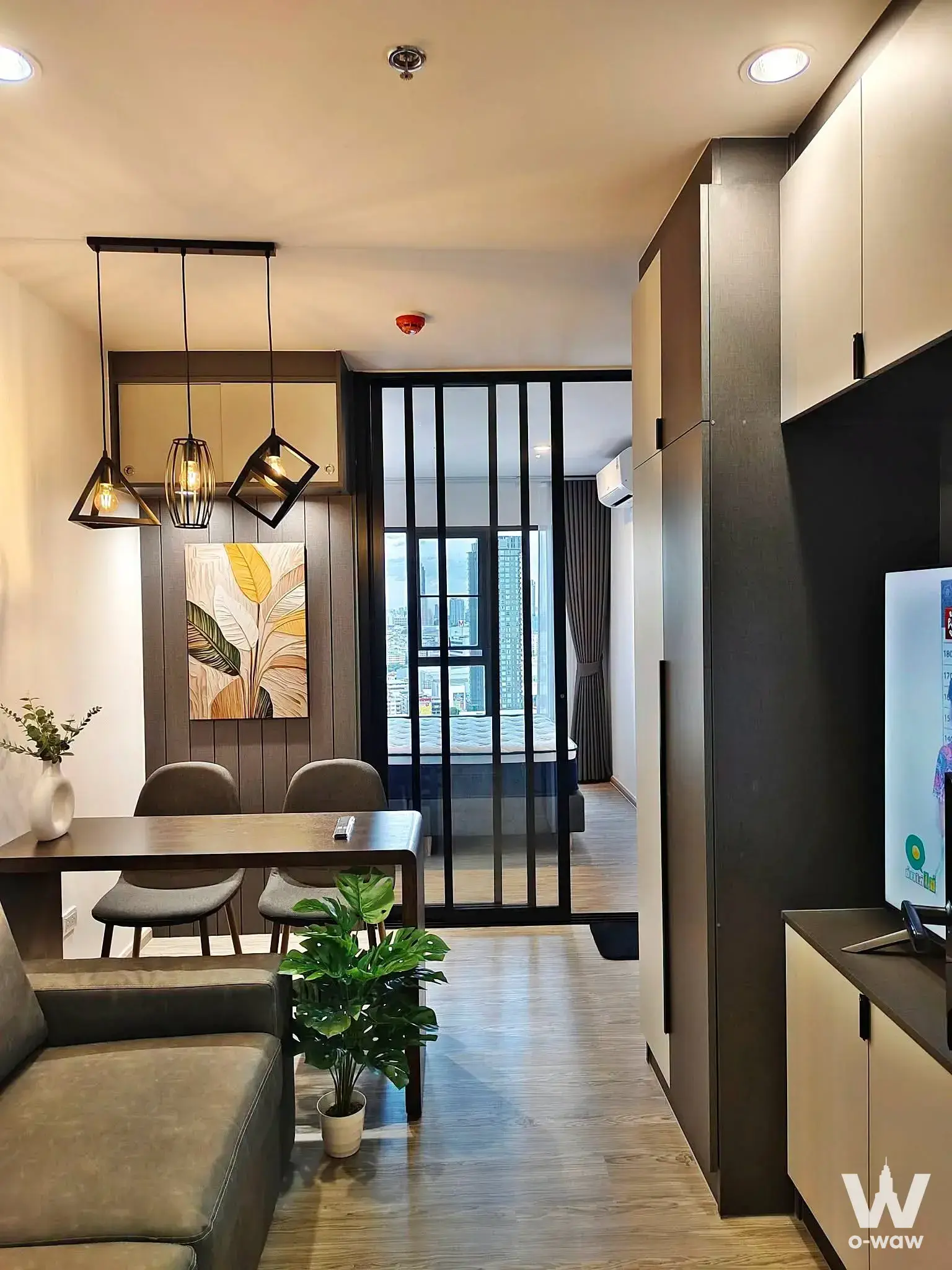 Condo with 1 bedroom for rent at Regent Home Wutthakat — photo 2 of 5