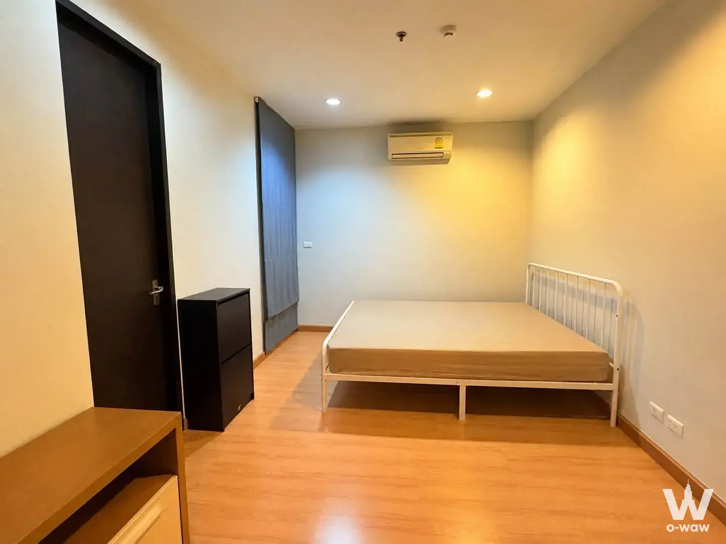 Condo with 2 bedrooms for rent at The Address Siam — photo 2 of 5