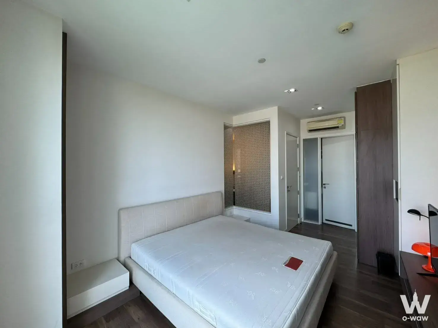Condo with 1 bedroom for rent at The Room Sukhumvit 62 — photo 3 of 5