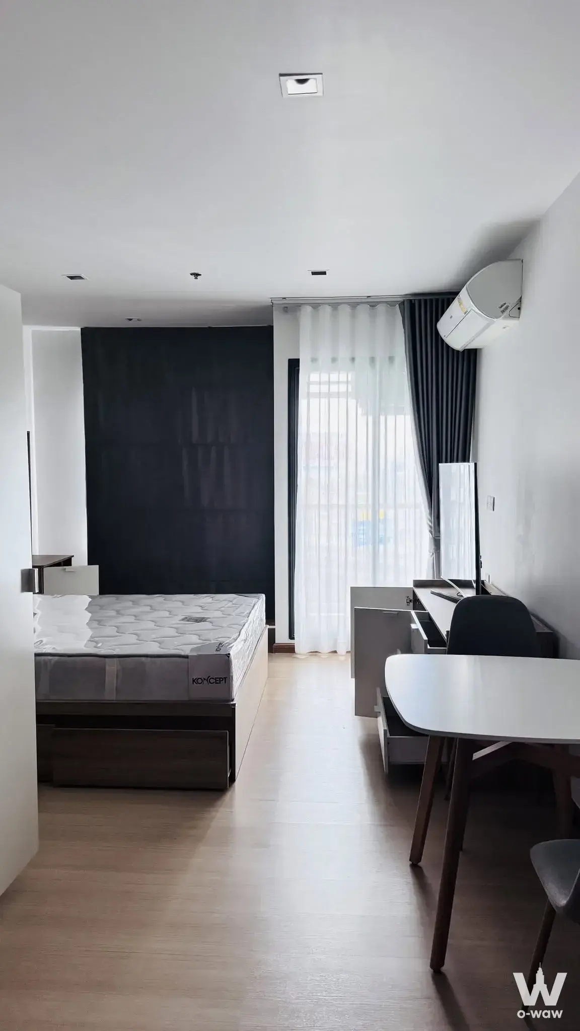 Condo with 1 bedroom for rent at Life One Wireless — photo 4 of 5