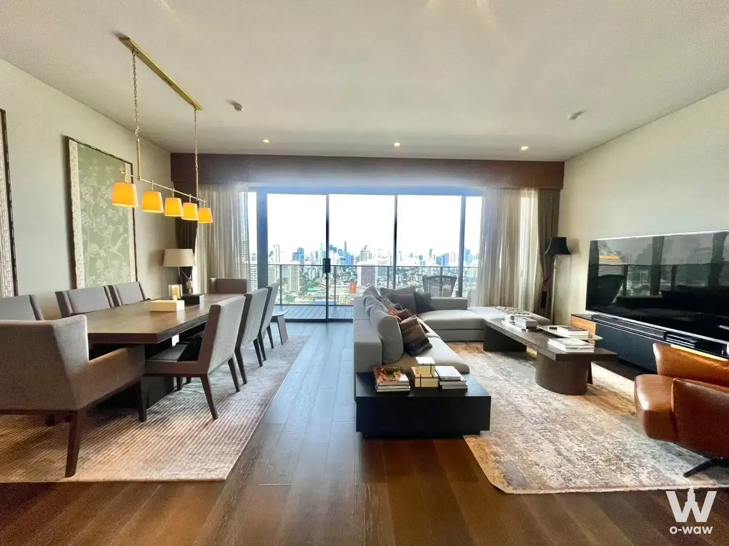 Condo with 3 bedrooms for rent at Tela Thonglor — photo 1 of 5