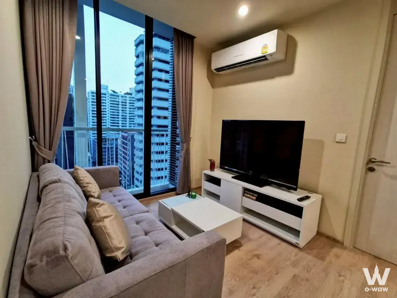 Condo with 1 bedroom for rent at โนเบิล รีโคล - Noble Recole — photo 4 of 5