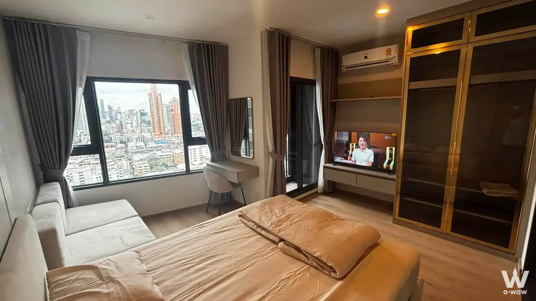 Condo with 1 bedroom for rent at Life Rama 4 - Asoke — photo 2 of 5