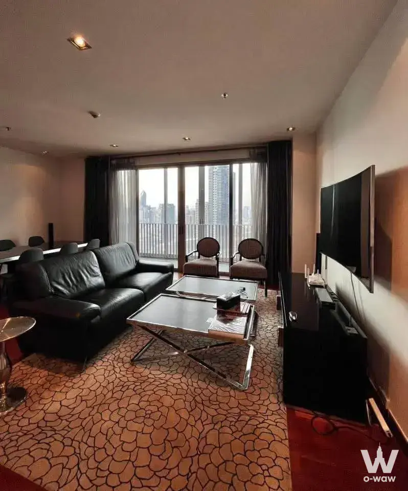 Condo with 3 bedrooms for rent at Ashton Morph 38 — photo 3 of 5