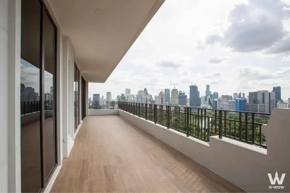 Condo with 3 bedrooms for sale at MUNIQ Lang Suan — photo 1 of 5