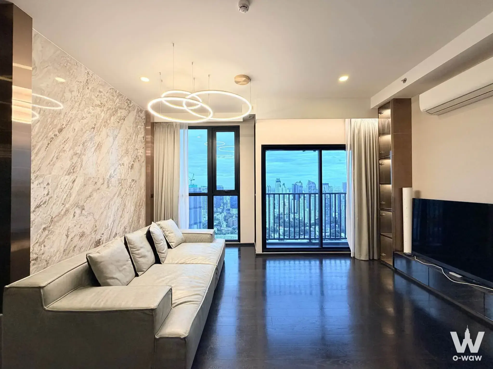 Condo with 2 bedrooms for rent at Park​ Origin​ Thonglor — photo 2 of 5