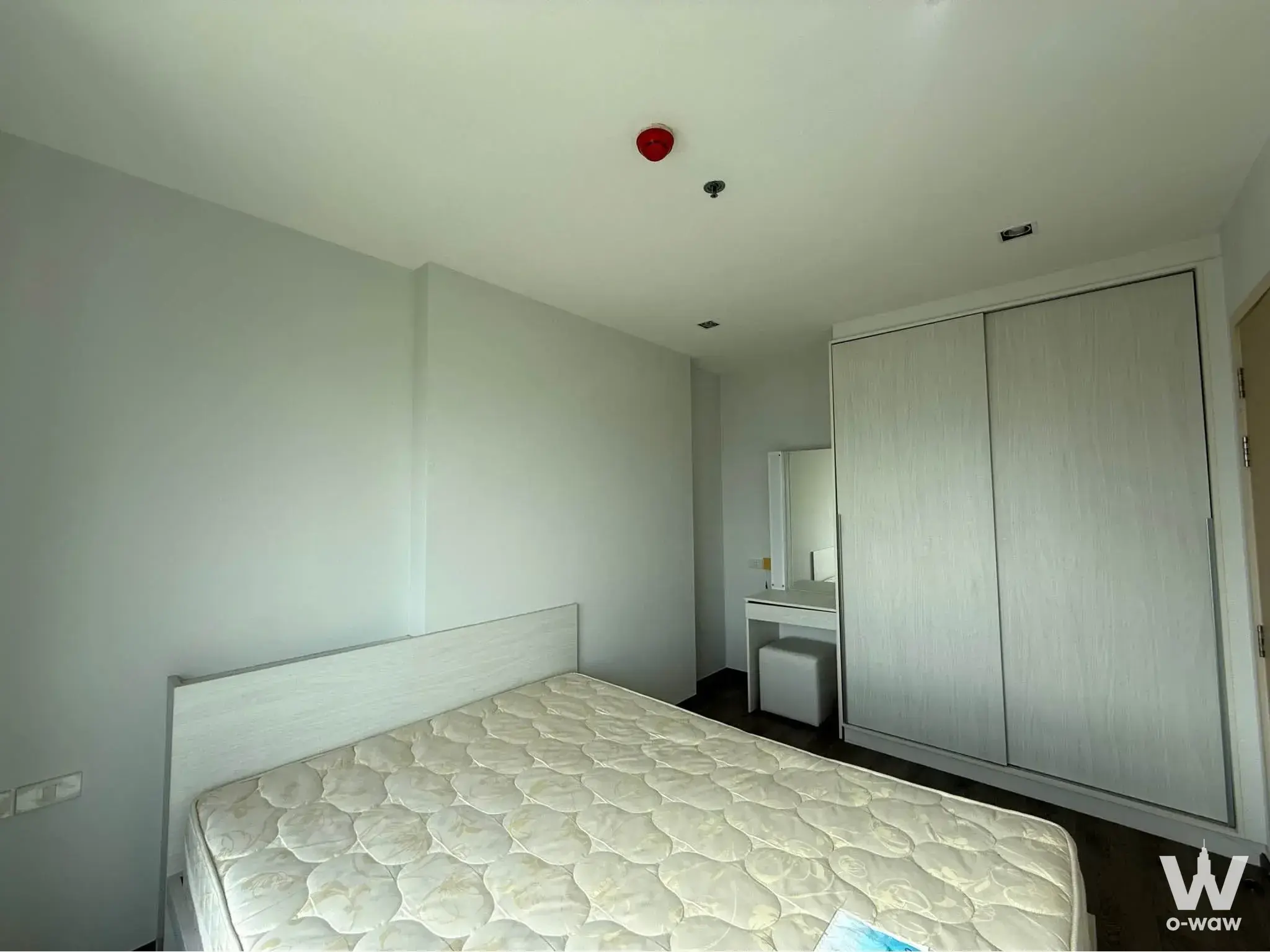 Condo with 1 bedroom for rent at Rich Park Triple Station — photo 4 of 5