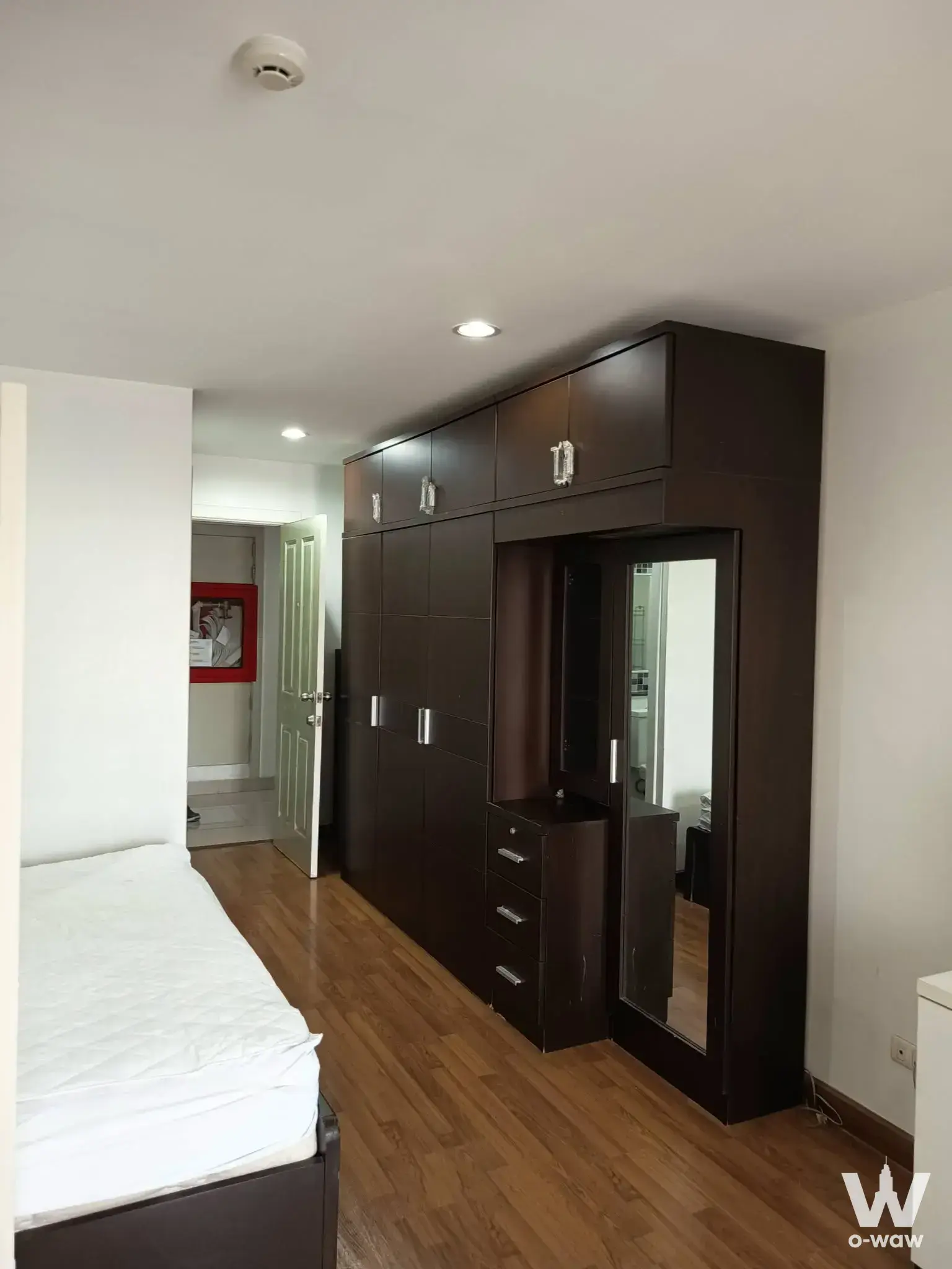 Condo with 1 bedroom for rent at Regent Home 22 — photo 4 of 5