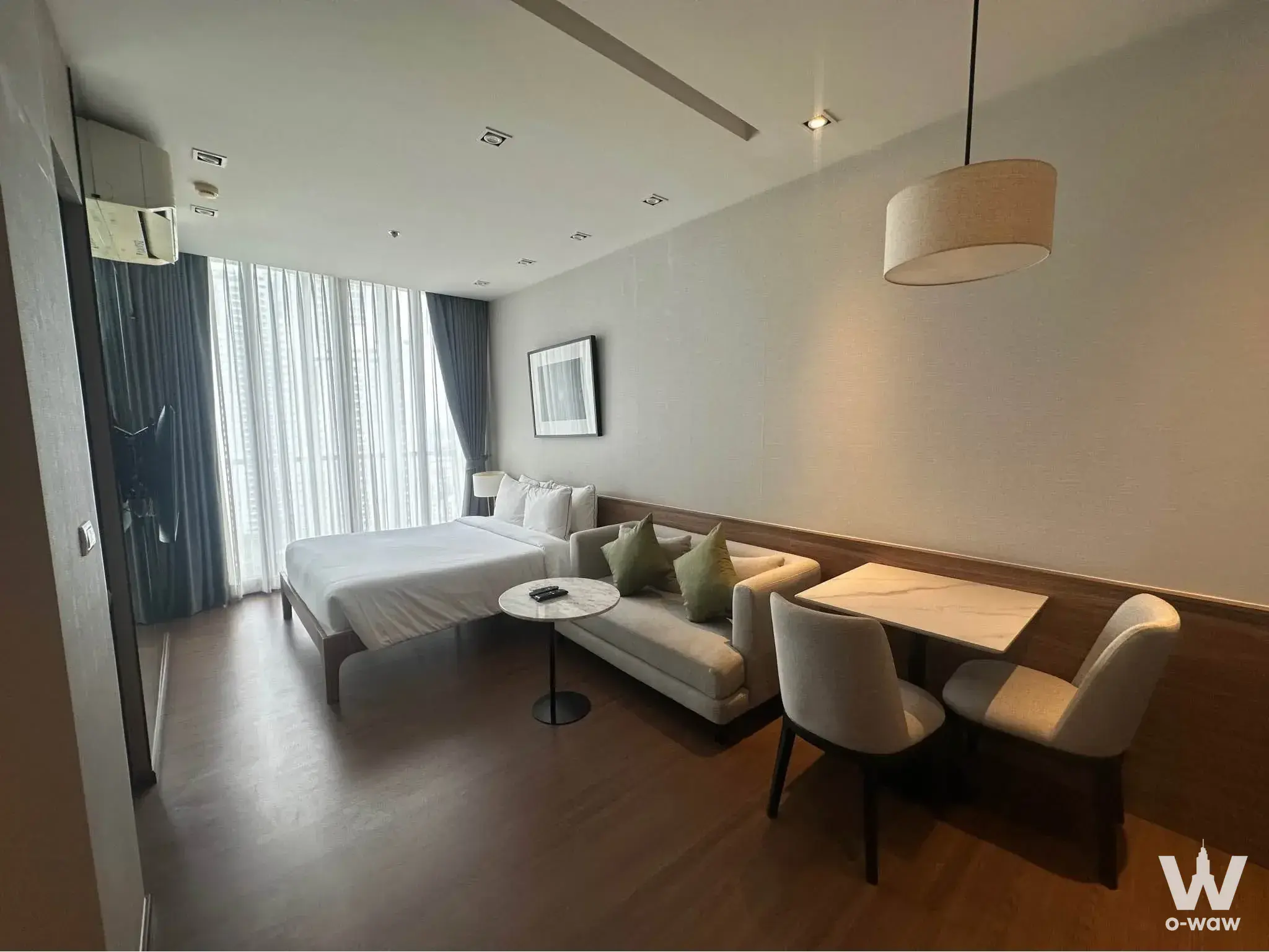 Condo with 1 bedroom for rent at Park Origin Phrom Phong — photo 1 of 5