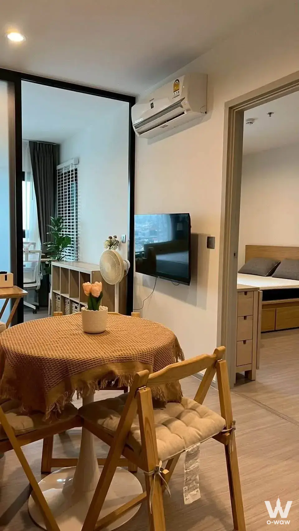 Condo with 1 bedroom for rent at Aspire Erawan Prime — photo 1 of 5