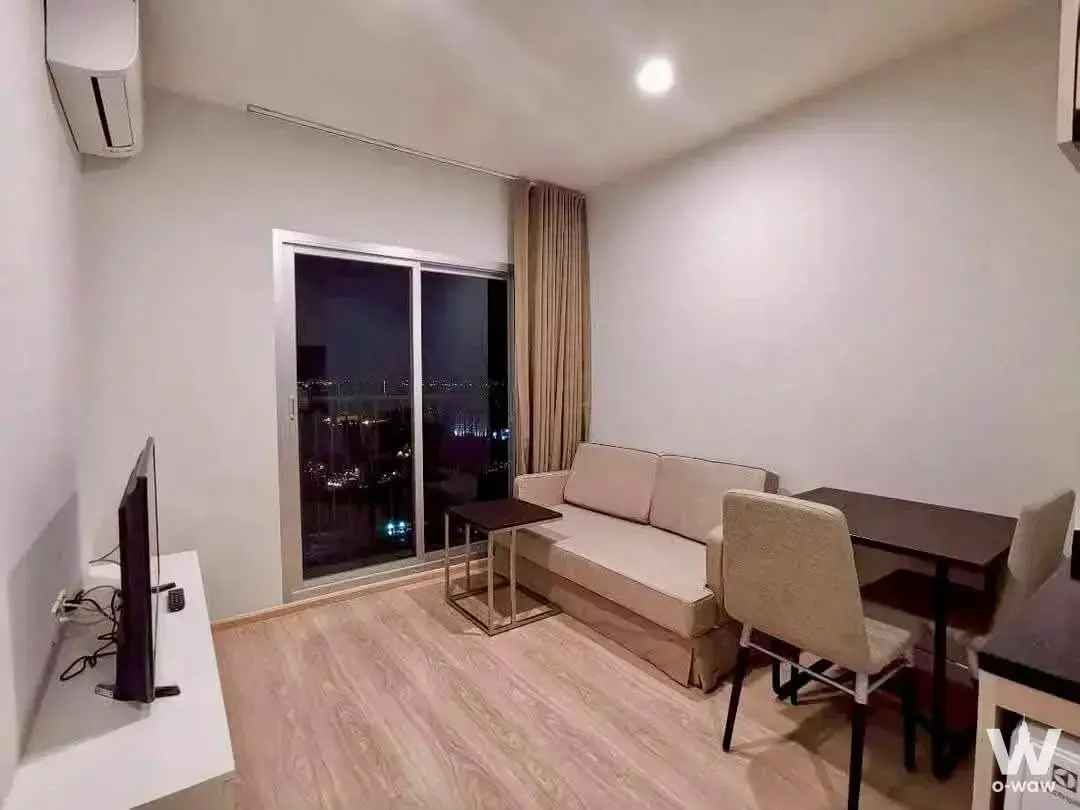 Condo with 1 bedroom for rent at Noble Revolve Ratchada 2 — photo 3 of 5