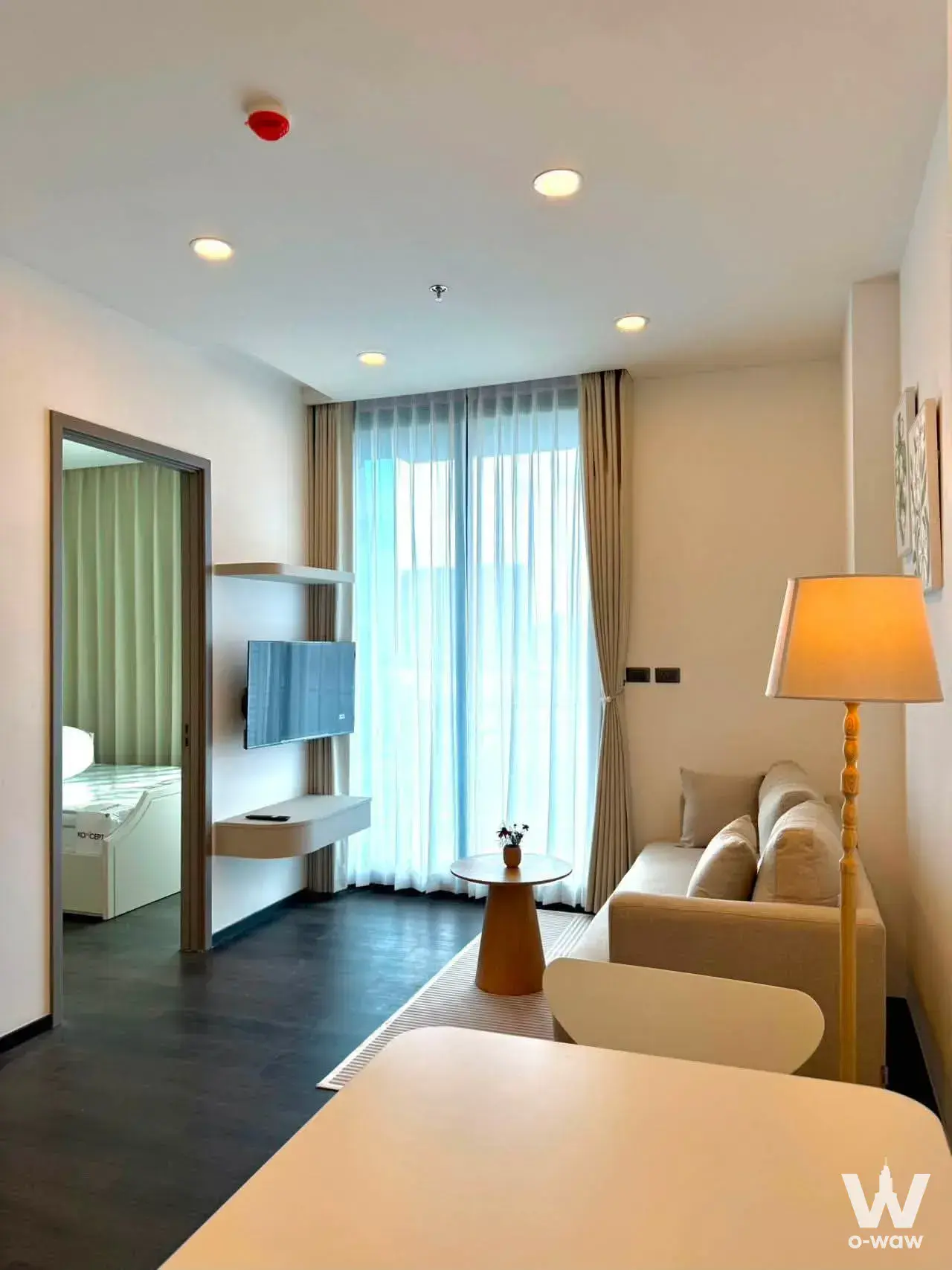 Condo with 2 bedrooms for rent at Sapphire Condominium — photo 2 of 5