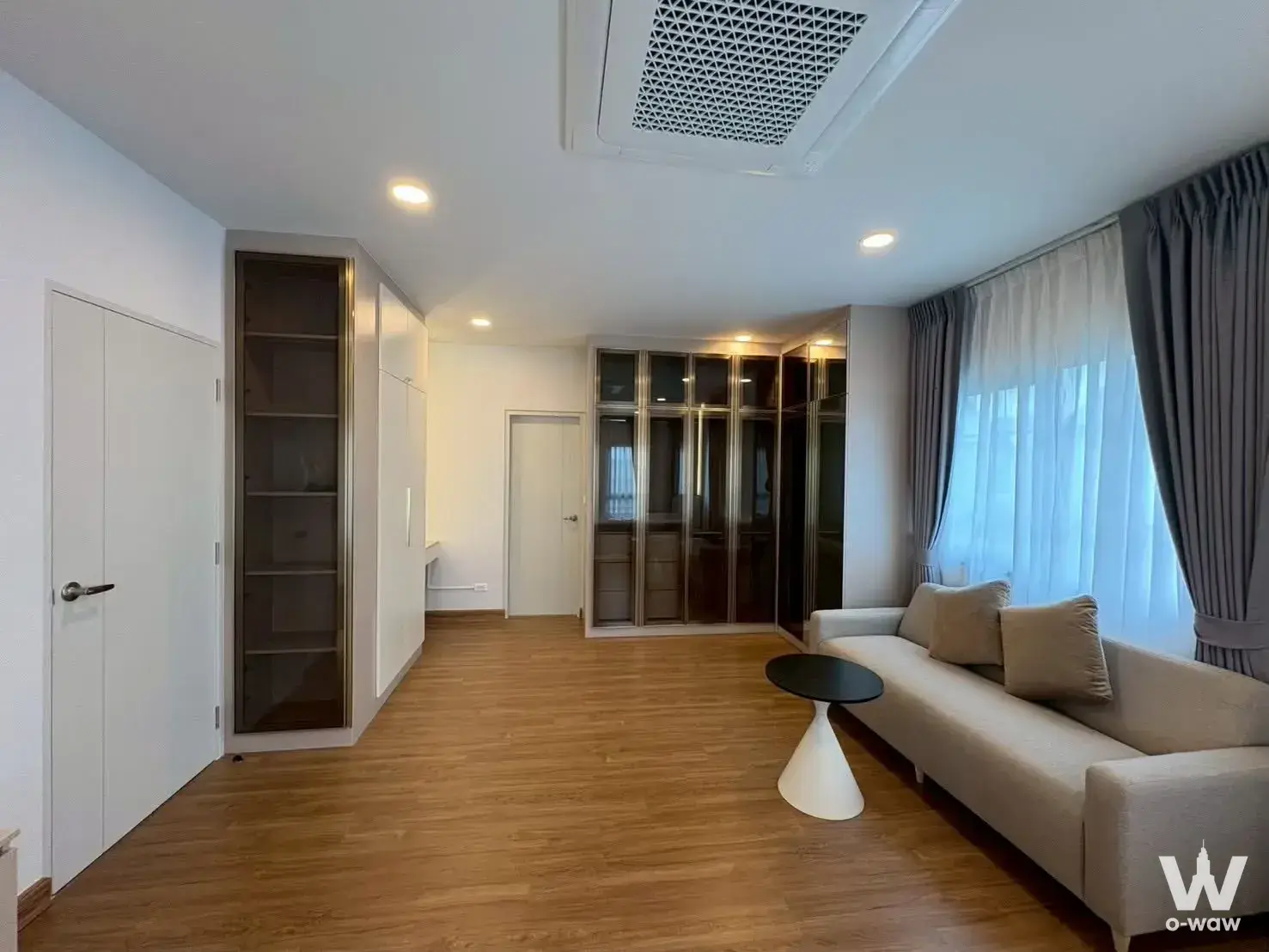 House with 4 bedrooms for rent at Centro Bangna — photo 4 of 5