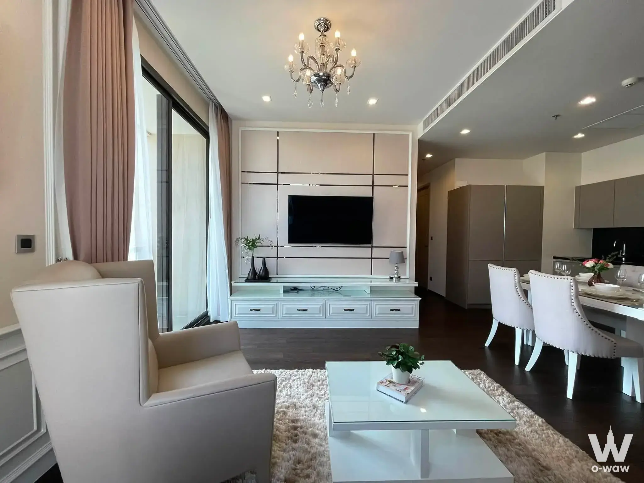 Condo with 2 bedrooms for sale at THE XXXIX by Sansiri เดอะ เทอร์ทีไนน์ บาย แสนสิริ — photo 2 of 5