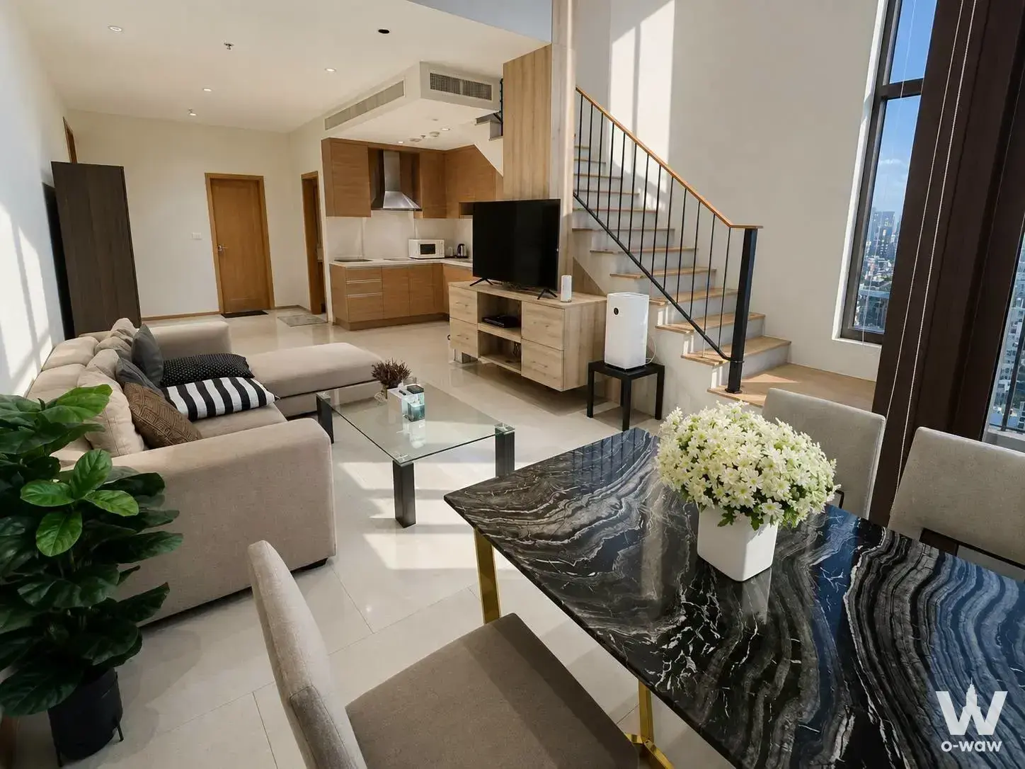 Condo with 1 bedroom for rent at The Emporio Place — photo 4 of 4